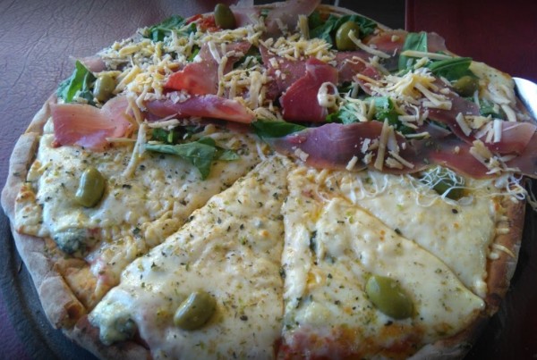 Foto de Catriel Pizzería y Panadería